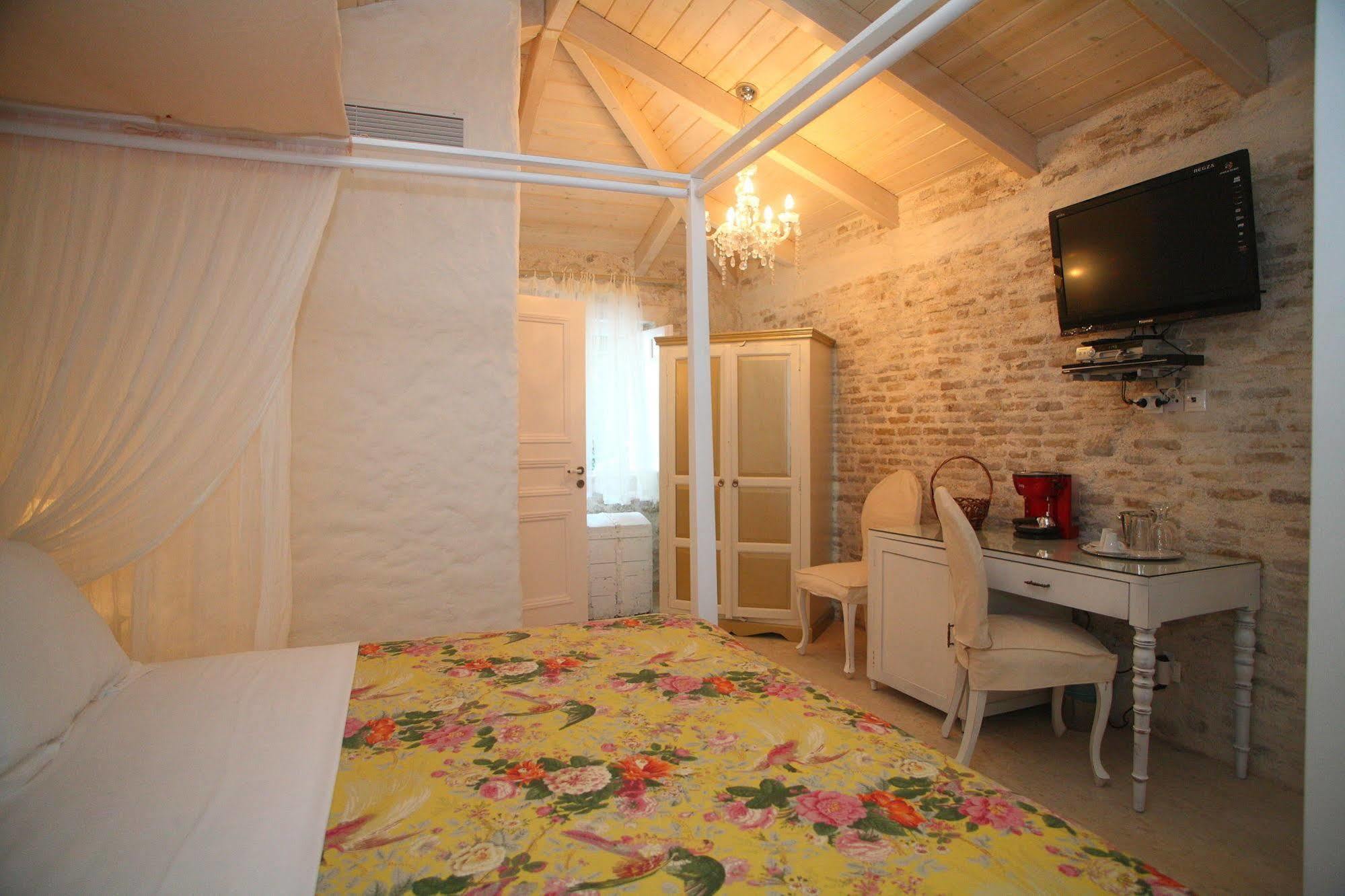 The Aigli Hotel Lefkada City Exterior photo